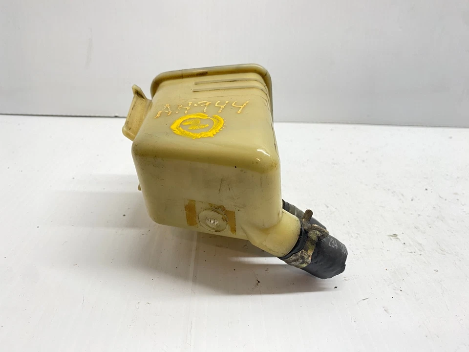 SUZUKI VERONA 2004-2006 DIRECCIÓN ASISTIDA DEPÓSITO BOTELLA OEM Foto 3 de 4