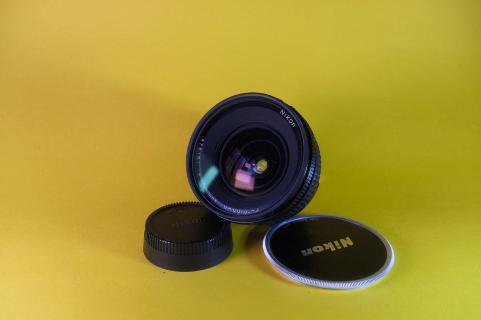 Objectif NIKON PC Nikkor f/4 28mm à décentrement. - Photo 2/2