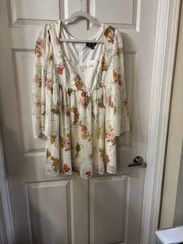 Modcloth Sweet Sixties Sz 10 Baby Doll Dress Bell Sleeve Cream Hippie Boho NWT - Picture 2 of 9