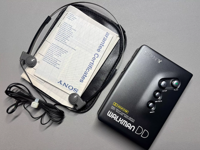 1pcs Sony WM-DD11 cassette Walkman Set | eBay