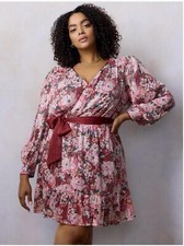 NWT LC Lauren Conrad Floral Sequin Mini Dress Women's Size 4X MSRP 74.00