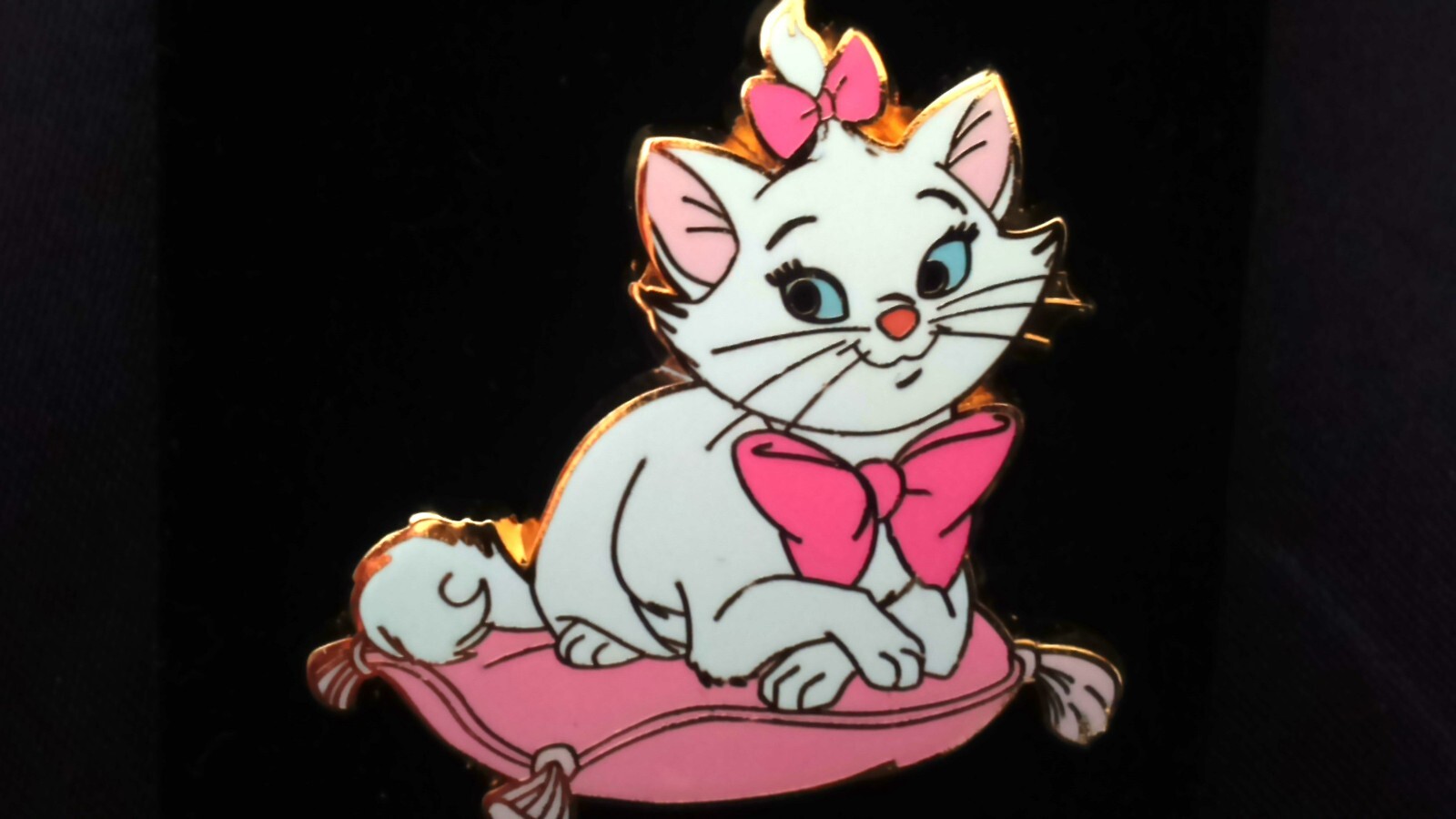 RARE PINS DISNEY DISNEYLAND PARIS : MARIE ON CUSHION FROM ARISTOCATS
