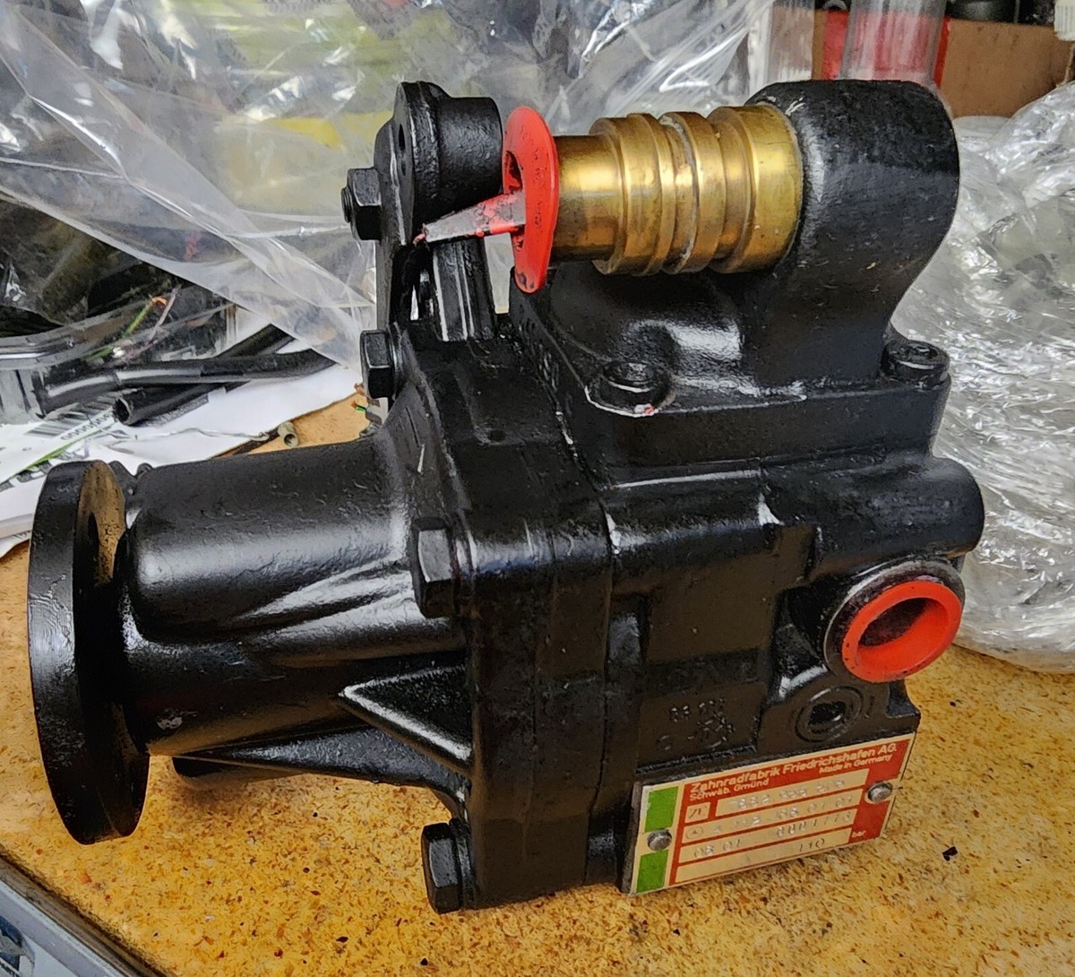 A4634660401 (0201) OEM GENUINE MERCEDES-AMG ZF HYD. STEERING PUMP