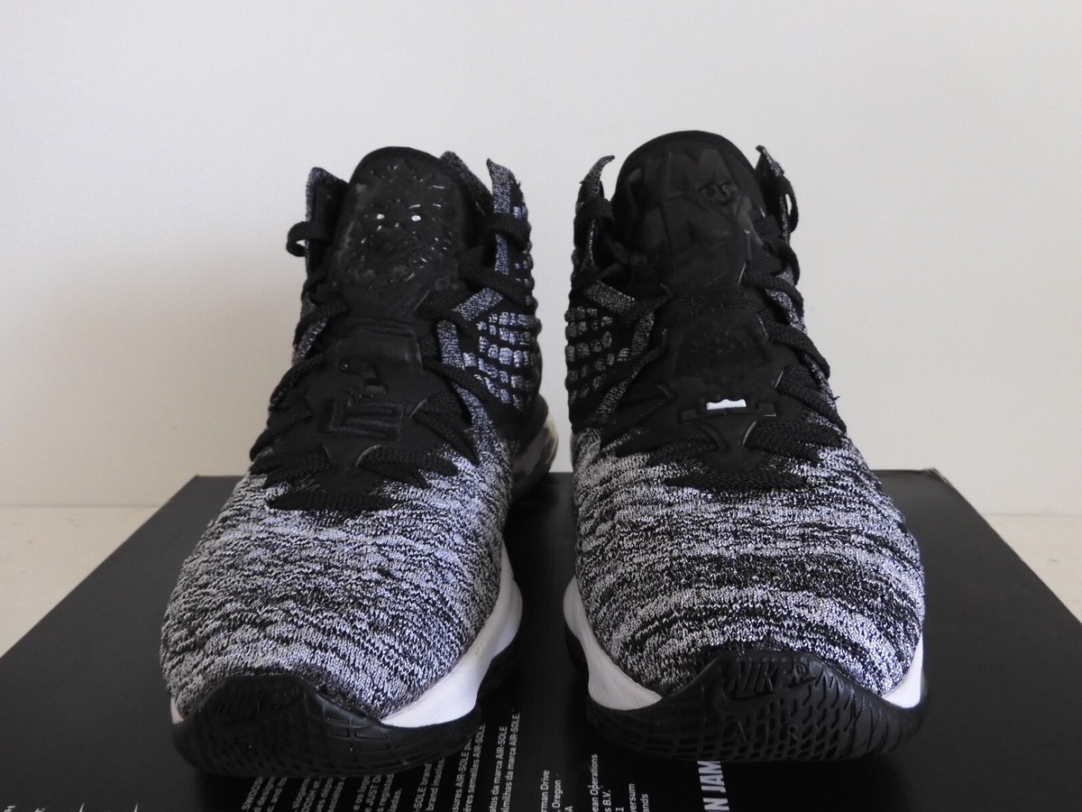 シューズ(男性用) Lebron XVII (17) Black Noir Amazon | ナイキ メンズ レブロン17 LeBron 17 バッシュ Black/Black