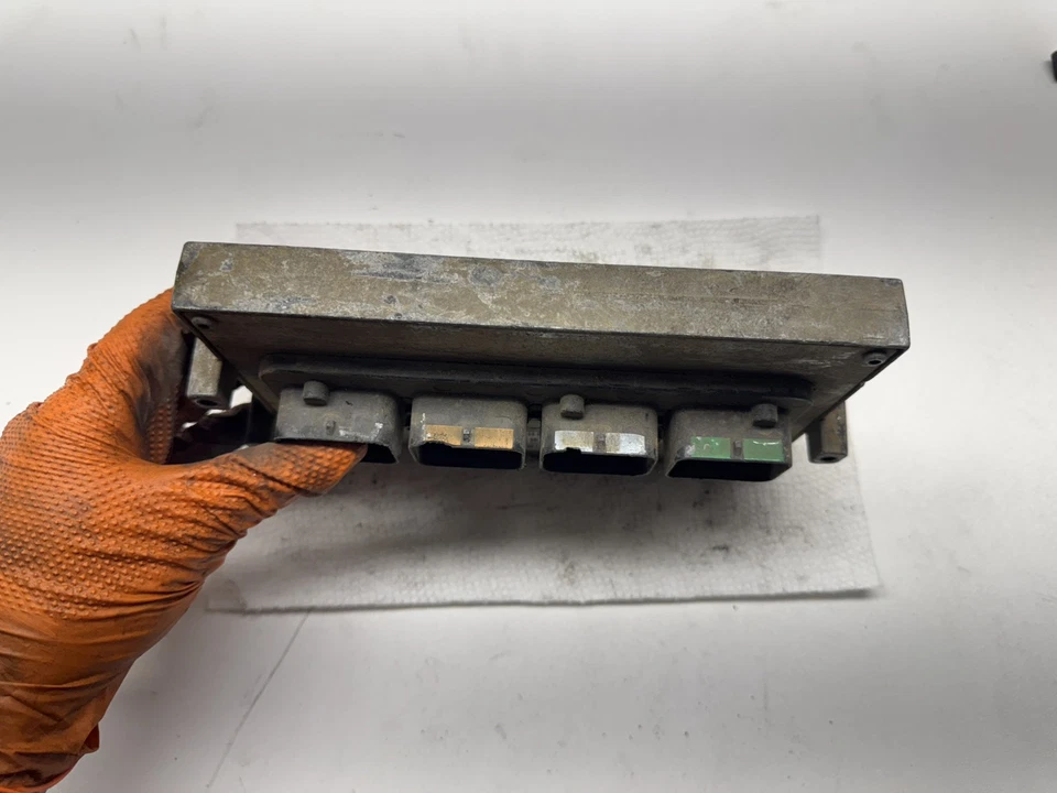 OEM! 2004 DODGE Dakota ECM ECU PCM Engine control computer module 56031000AC - Image 3 of 4