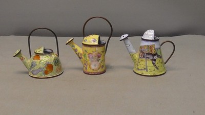 Empress Arts Mini Enamel Floral  Cat Themed Watering Can Set Of 3