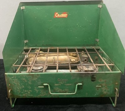 Coleman Camp Camping Gas Stove Model 425B 2 Burner Untested For Parts As Is READ