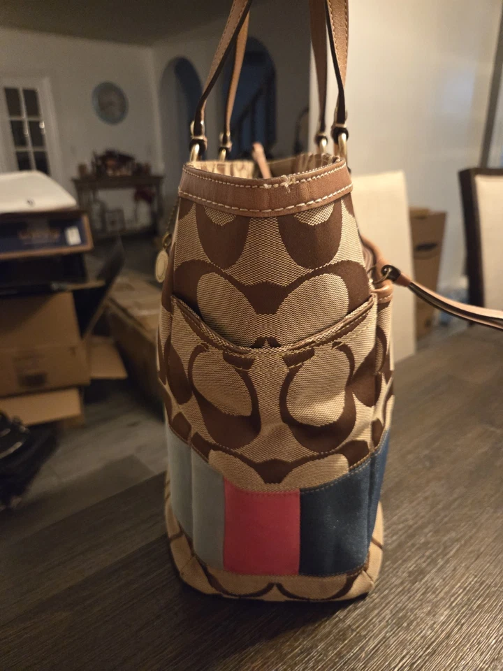 Bolso de Mano/Pañales Vintage COACH SIGNATURE C CAQUI Multicolor Rayas Raro Foto 4 de 4