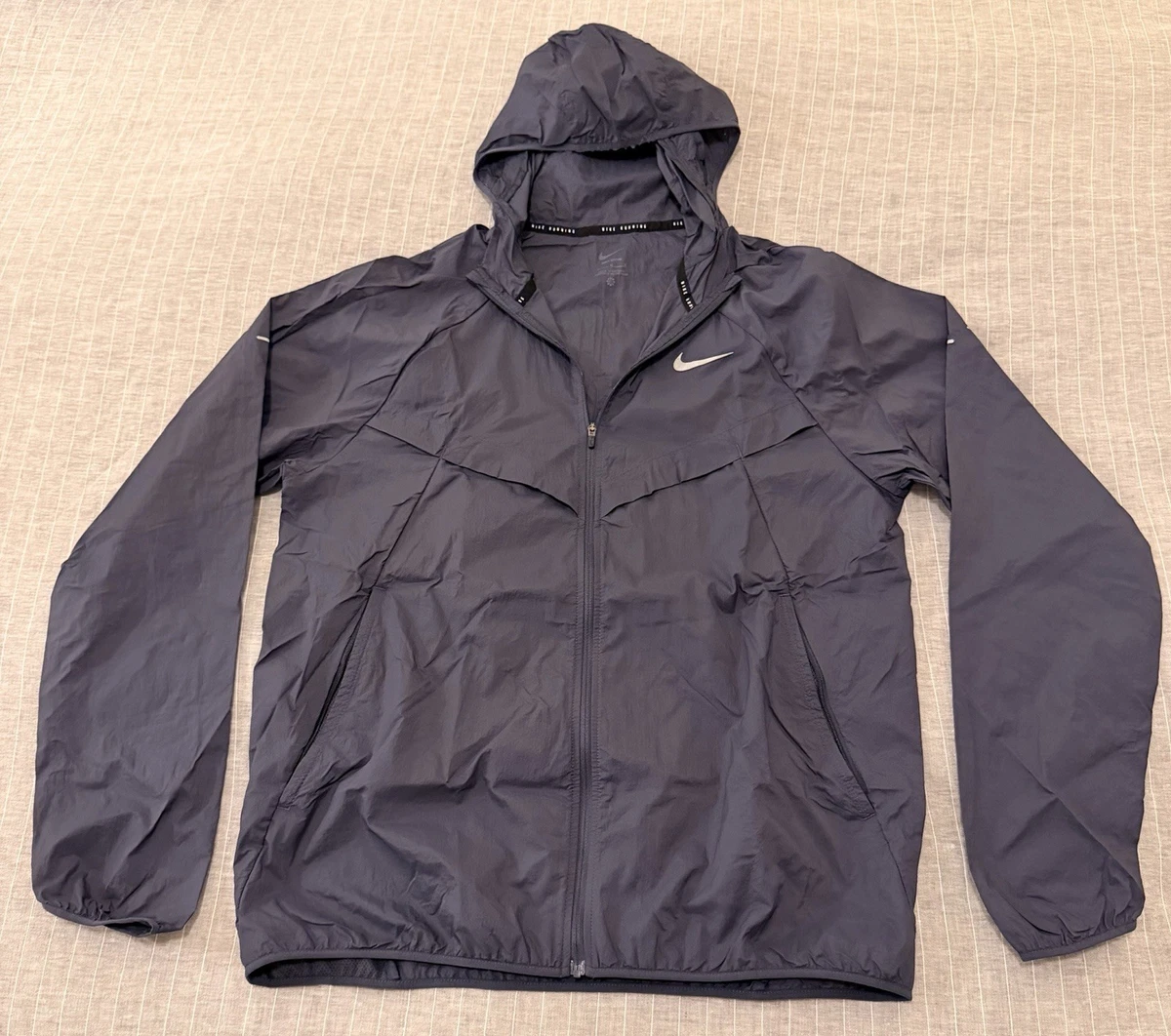 Nike Reflective Athletic Activewear Jackets for Men for Sale