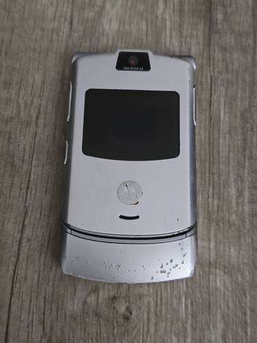 Motorola RAZR / Razor V3m - Silver and Black ( Verizon ) Cellular Flip ...