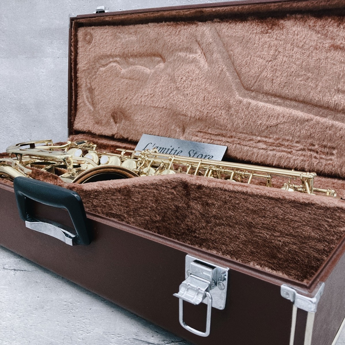 Yamaha YAS-24 Alto Saxophone Wind Instrument Standard Model YAS24