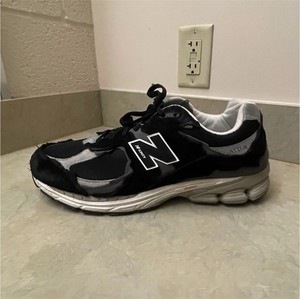 New Balance 2002R Men's Black Gray Running Shoes Breathable Mesh US 13