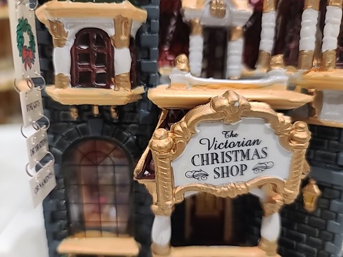Lemax Village The Victorian Christmas Shop Lighted House Enchanted 45015 2892124 - Picture 3 of 11
