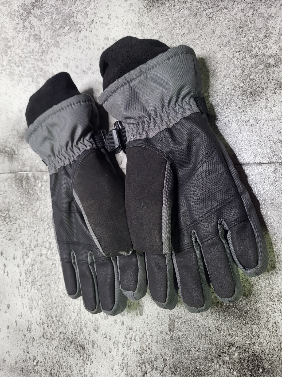 Carhartt Gloves Mens Large Gray-Black Insulated Lined Winter Work Grip Snow thumbnail 4