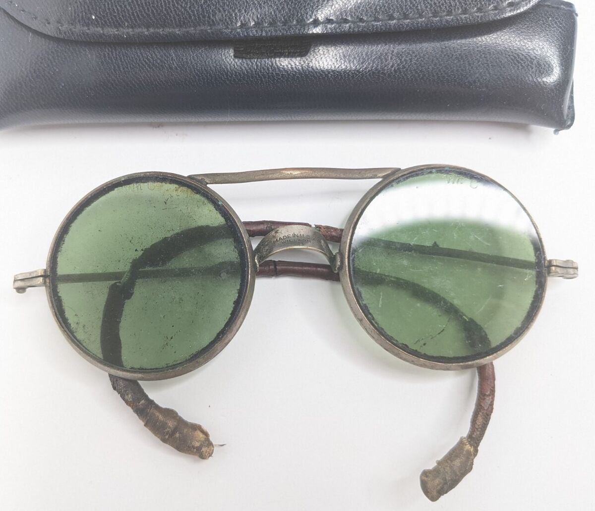 Antique Willson Green Welding Glasses/ spectacles Old Safety Antique Willson Green Welding Glasses/ spectacles Old Safety