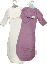 Woombie air sleeper Organic Cotton 2 gowns White & Purple Med 14 - 19 lbs w/hats