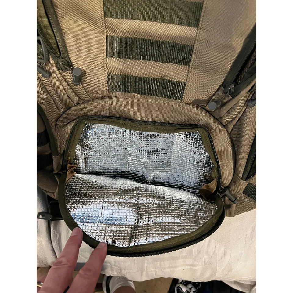 Mochila Magellan Outdoors Beige Hking XL Foto 3 de 4