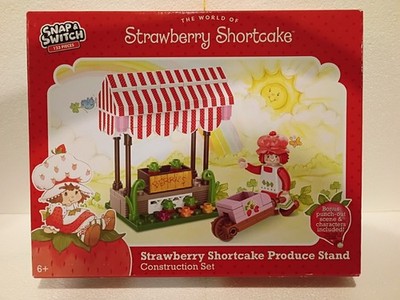 Strawberry Shortcake Produce Stand Building Blocks