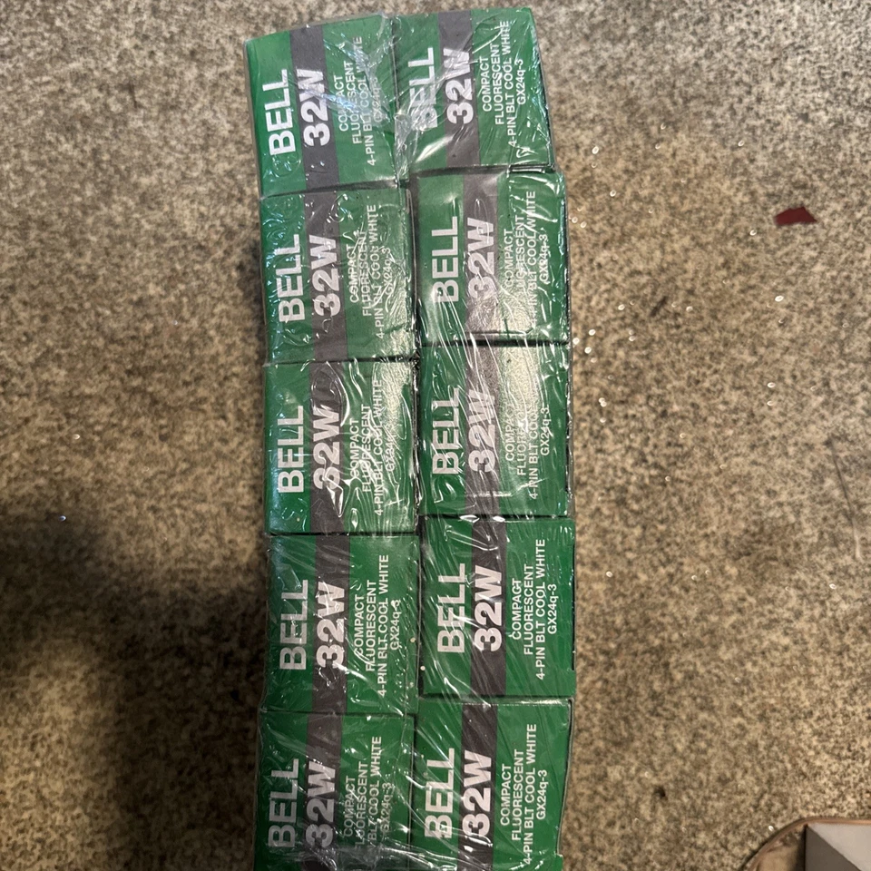 10x 32W Bell CFL Low Energy GX24Q-3 4 pin 2700K Lamp 827 BLT Light Bulb - Image 3 of 4