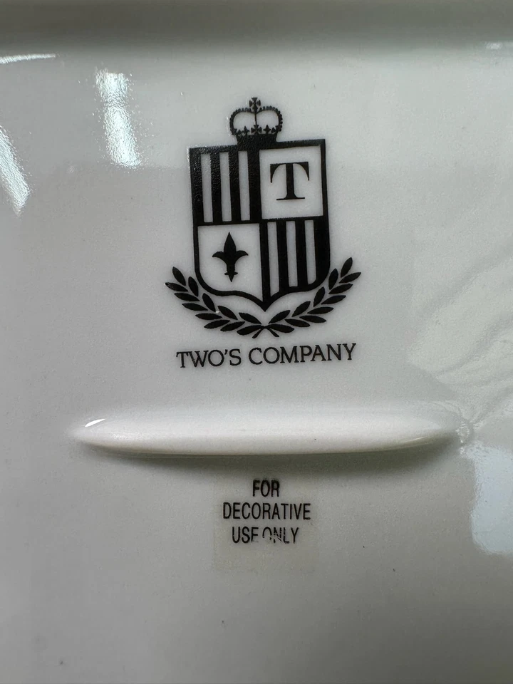 Bandeja Twos Company: "Los verdaderos amigos son difíciles de encontrar e imposibles de olvidar" Foto 4 de 4