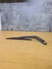 2016 TOYOTA YARIS MK3 REAR TAILGATE WINDSCREEN WIPER ARM / BLADE