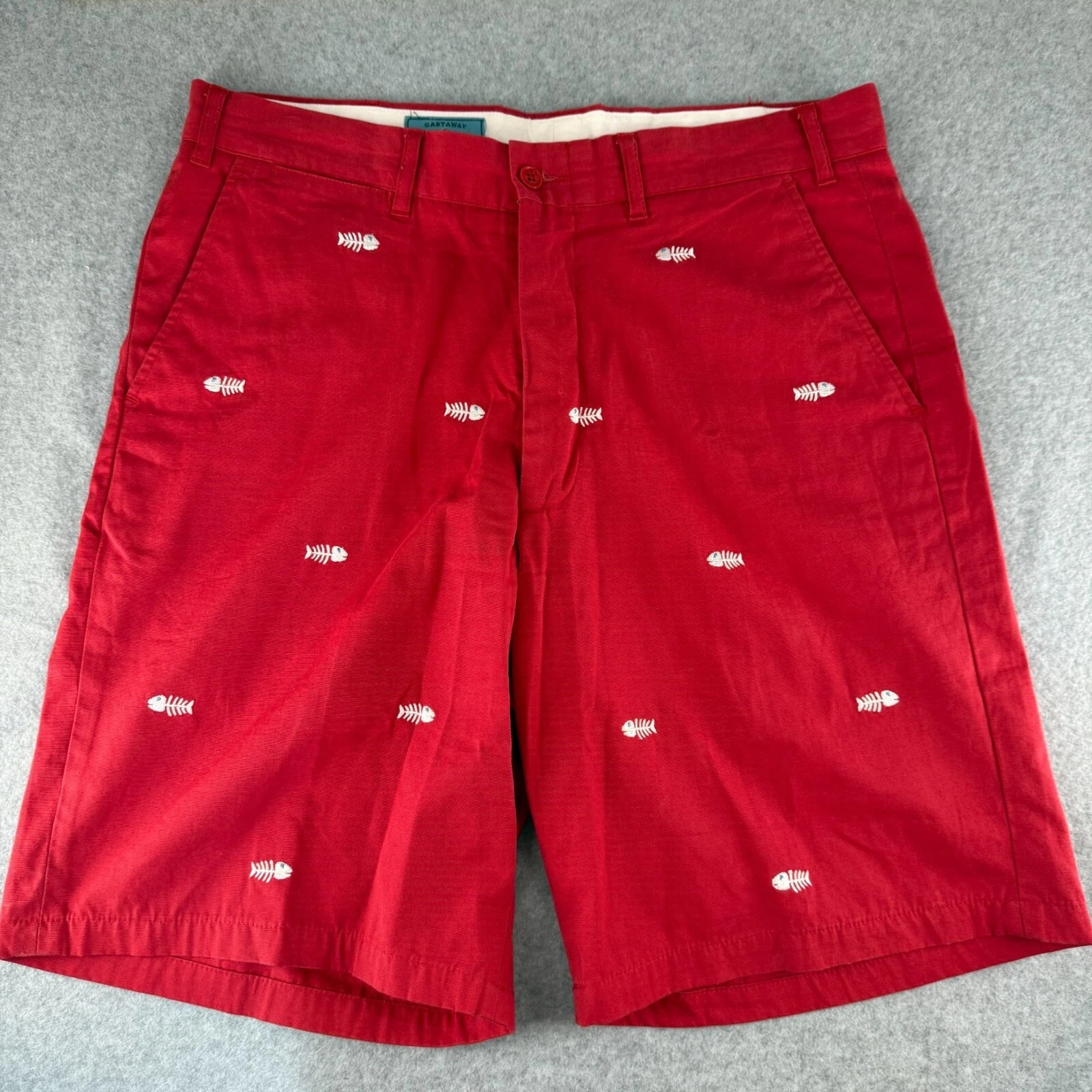 Castaway Nantucket Island Mens Red Embroidered Fish Bone Shorts Size 34 Cotton