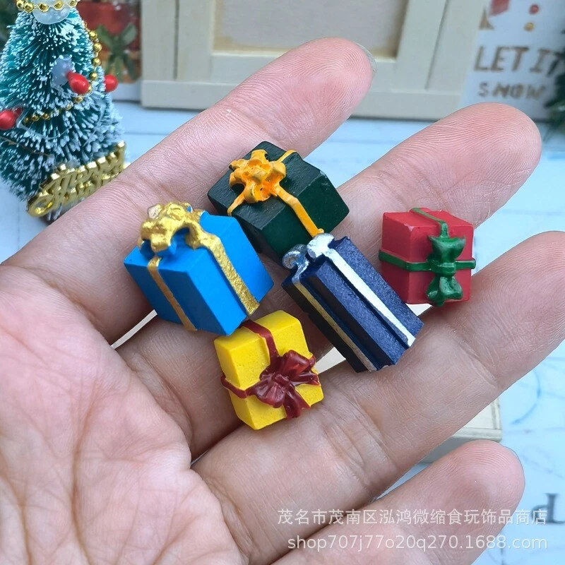 5Pcs 1/12 Scale Dollhouse Mini Christmas Gift Box Xmas Atmosphere Decor Ornament - Image 3 of 4