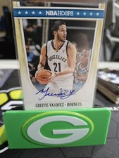 GREIVIS VASQUEZ 2012 NBA HOOPS AUTO CARD # 111