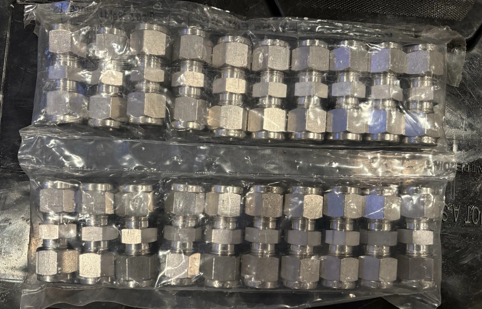 DK-Lok 3/8 pulgadas Tubo OD Unión - 316SS Doble Virola Tubo Montaje Fábrica Nuevo Foto 3 de 3