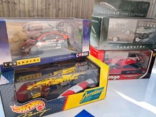 مقتنيات وفنون — PAQUETE DIECAST.