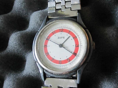 Hau Zarja Bastler Armbanduhr Handaufzug 19 Rubine seltenes Werk CCCP - Bild 1 von 4