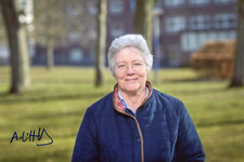 Anne L`Huillier Autograph