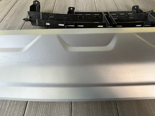 Revestimiento de cubierta inferior para parachoques trasero Honda Pilot 23-24 con pieza de sensor # 71509-T90-A10 - Imagen 4 de 13