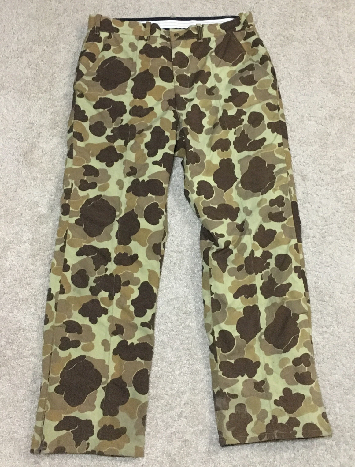 VINTAGE CABELAS GORE-TEX LINED CAMOUFLAGE HUNTING PANTS MENS SIZE 36x30.5” VGC
Opens in a new window