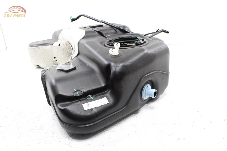 Jeep Grand Cherokee L 2021-24 depósito de tanque de gasolina de 3,6 L con escudo térmico OEM Foto 2 de 4