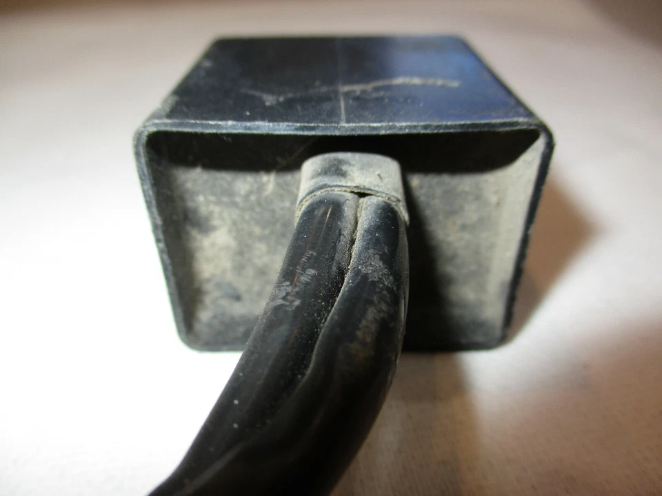 Conjunto de unidade CDI caixa preta elétrica 3R5-85540-20-00 1982 Yamaha YZ490 YZ 490 - Imagem 3 de 4