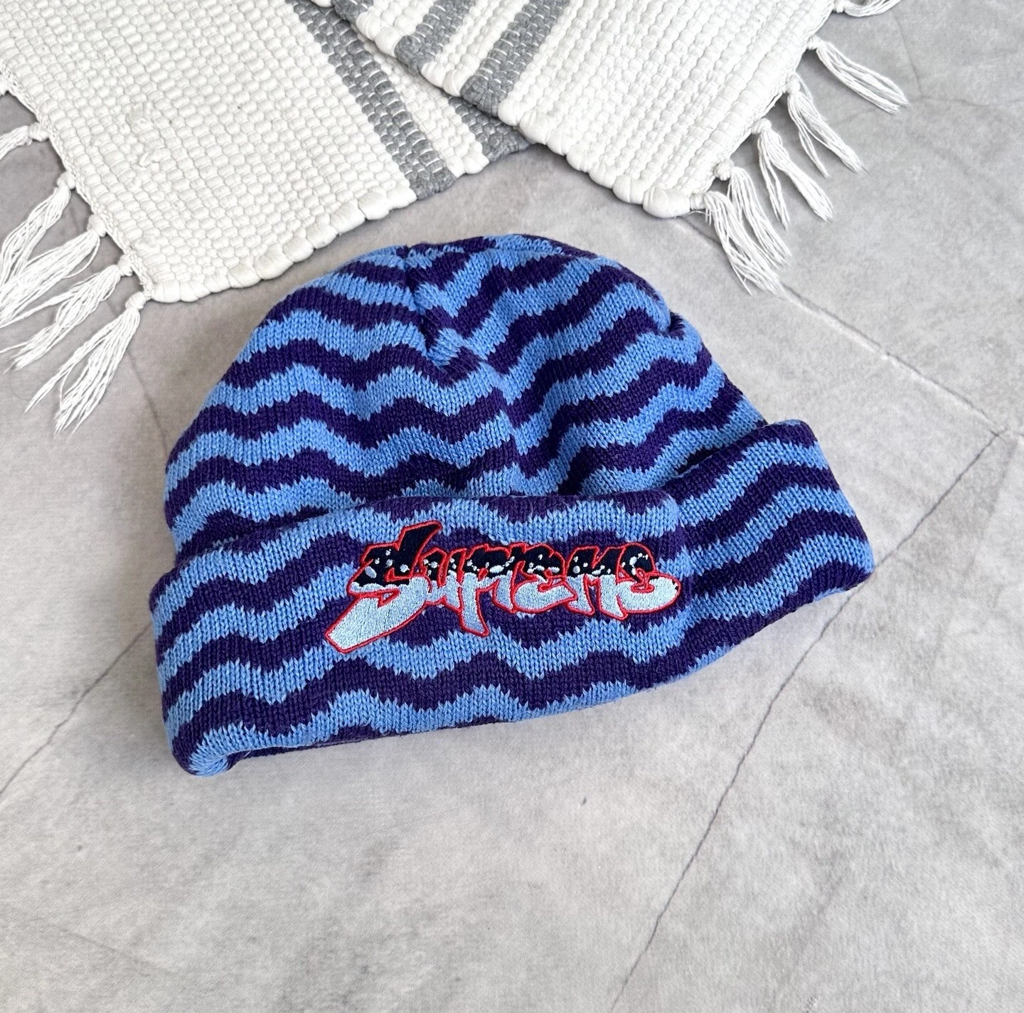 Bonnet FW17 Supreme Zig Zag Stripe violet bleu