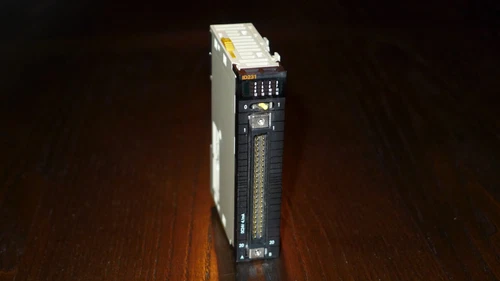 Omron CJ1W-ID231 Input Unit Module - Free Shipping
