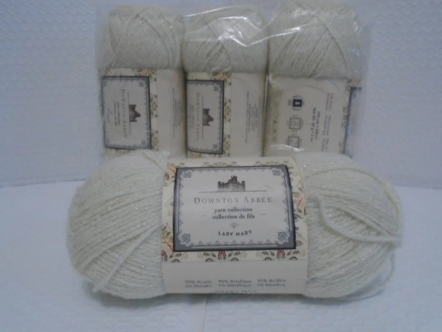 Cuatro madejas de 3 oz Downton Abbey Lady Mary, color metálico Lily Ice Foto 2 de 4