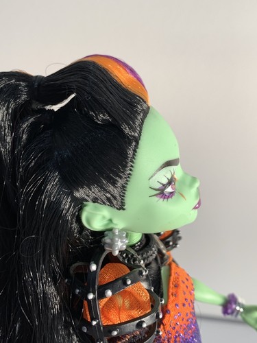 Muñeca Monster High Casta Fierce Witch 2014 Mattel - Imagen 6 de 14