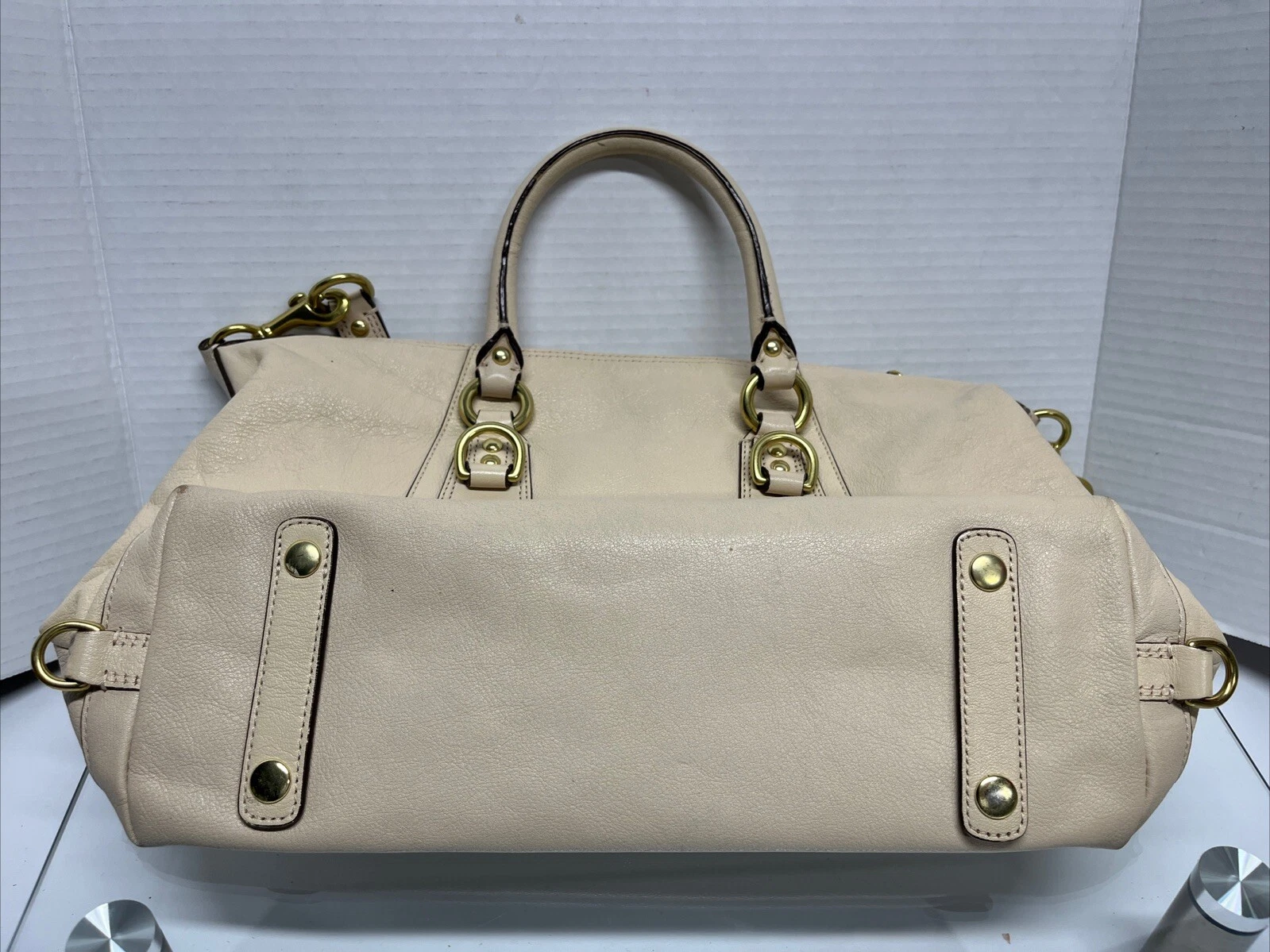 Borsa a tracolla Coach in pelle beige n. K1049 F15445