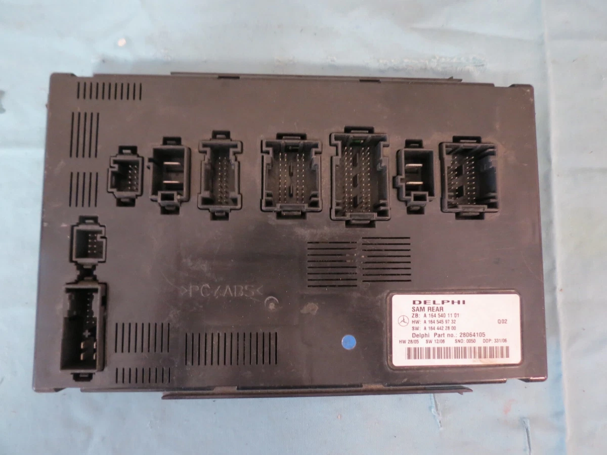 ✓ 06-12 Mercedes W164 W251 R ML GL REAR SAM Signal ACQUISITION 