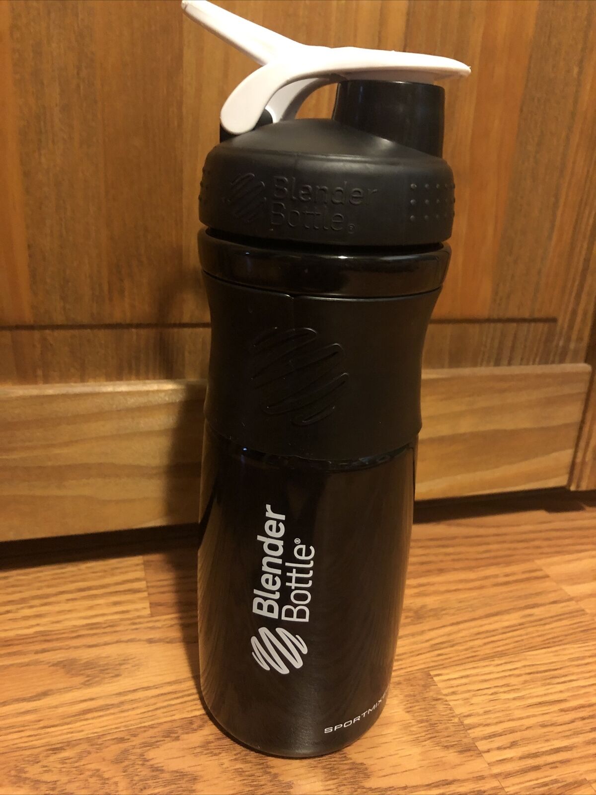 BLENDER BOTTLE SPORTMIXER WITH NO MIXING BALL 26 OZ. 1 L LARGE B