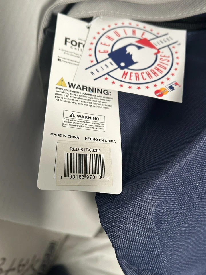 New York Yankees 22" Duffle Bag Gym Overnight Tote Duffel MLB Licensed NWT - Image 3 of 4