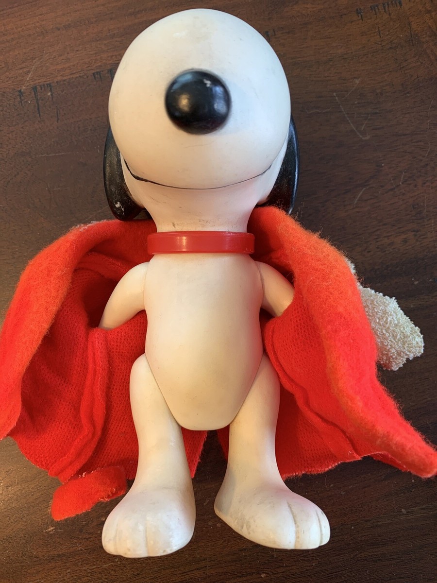 Vintage 1958-1966 SNOOPY 9.5” Rubber Stand Up Figure Vintage 1958-1966 SNOOPY 9.5” Rubber Stand Up Figure