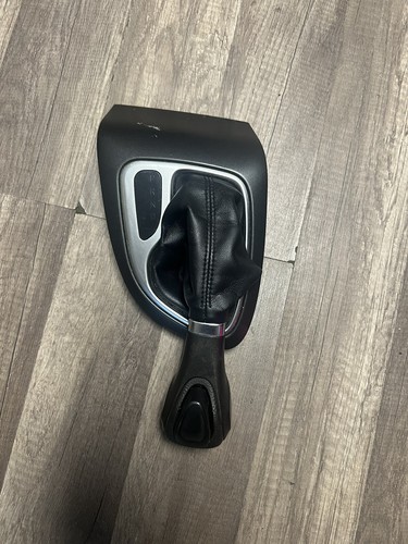 13 DODGE DART 2.0L 6-Speed Auto Transmission Floor Shifter Trim Knob 1VV81TRMAC