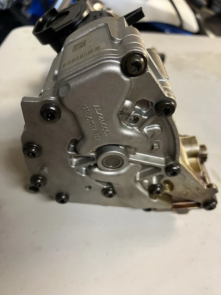 12-18 BMW N20 N26 2.0L MOTOR EJE DE EQUILIBRIO CONJUNTO DE BOMBA DE ACEITE OEM Foto 4 de 4