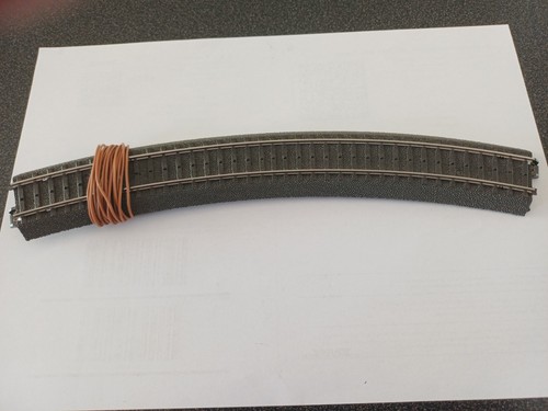 Gebraucht Märklin Gebogenes C-Gleis 24137 B0 Kontaktgleis H0 | Condition: Gebraucht