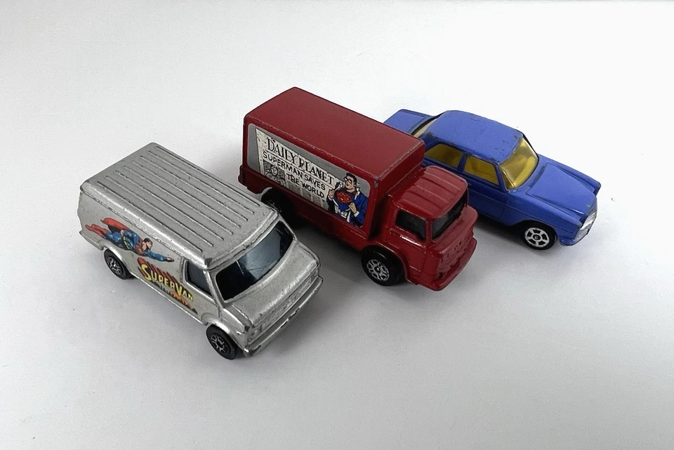 Vintage Corgi Juniors Britain Daily Planet Superman, SuperVan and Mercedes-Benz — 第 2/4 张图片