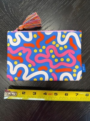 Ipsy September 2023 ''Find Your Groove'' Glam Bag With Tassel